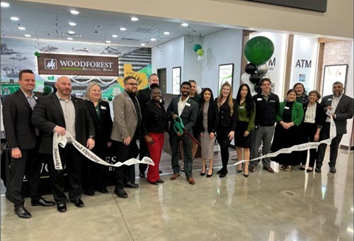 Woodforest National Bank recently celebrated the opening of its fourth H-E-B retail branch located in Katy at 24924 Morton Ranch Rd.